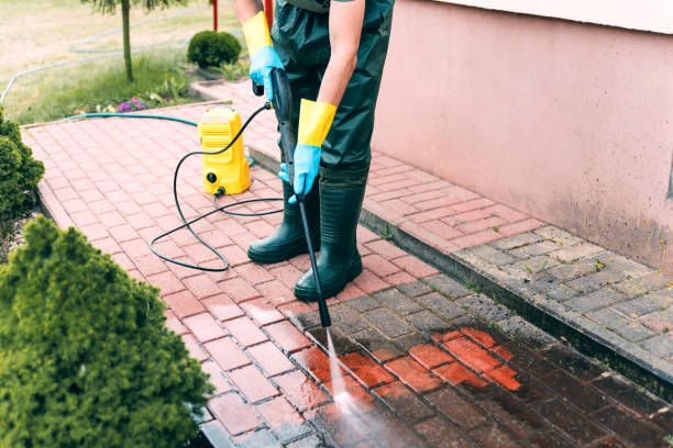 Why Choose Our Certified Pressure Washing Experts for Your Project Needs in Rockland, ME?